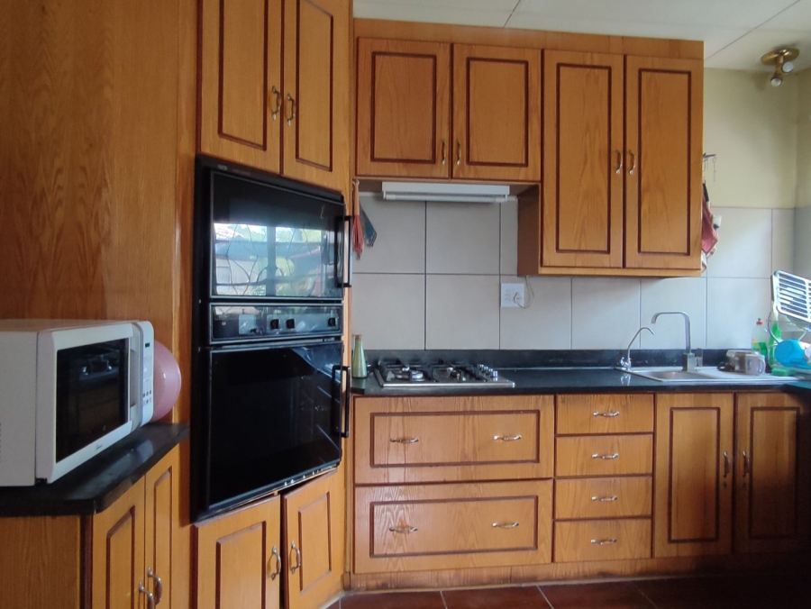 4 Bedroom Property for Sale in Noordhoek Free State